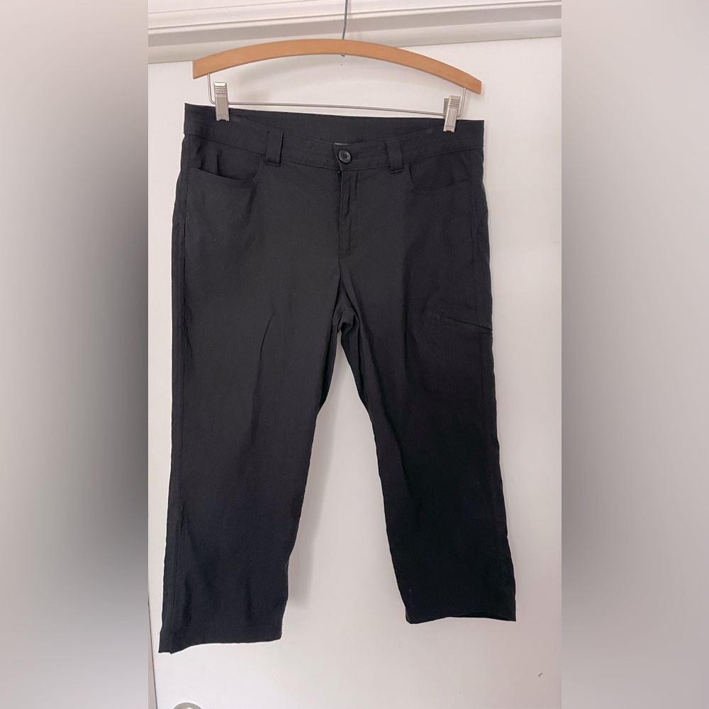 Eddie Bauer capri pants